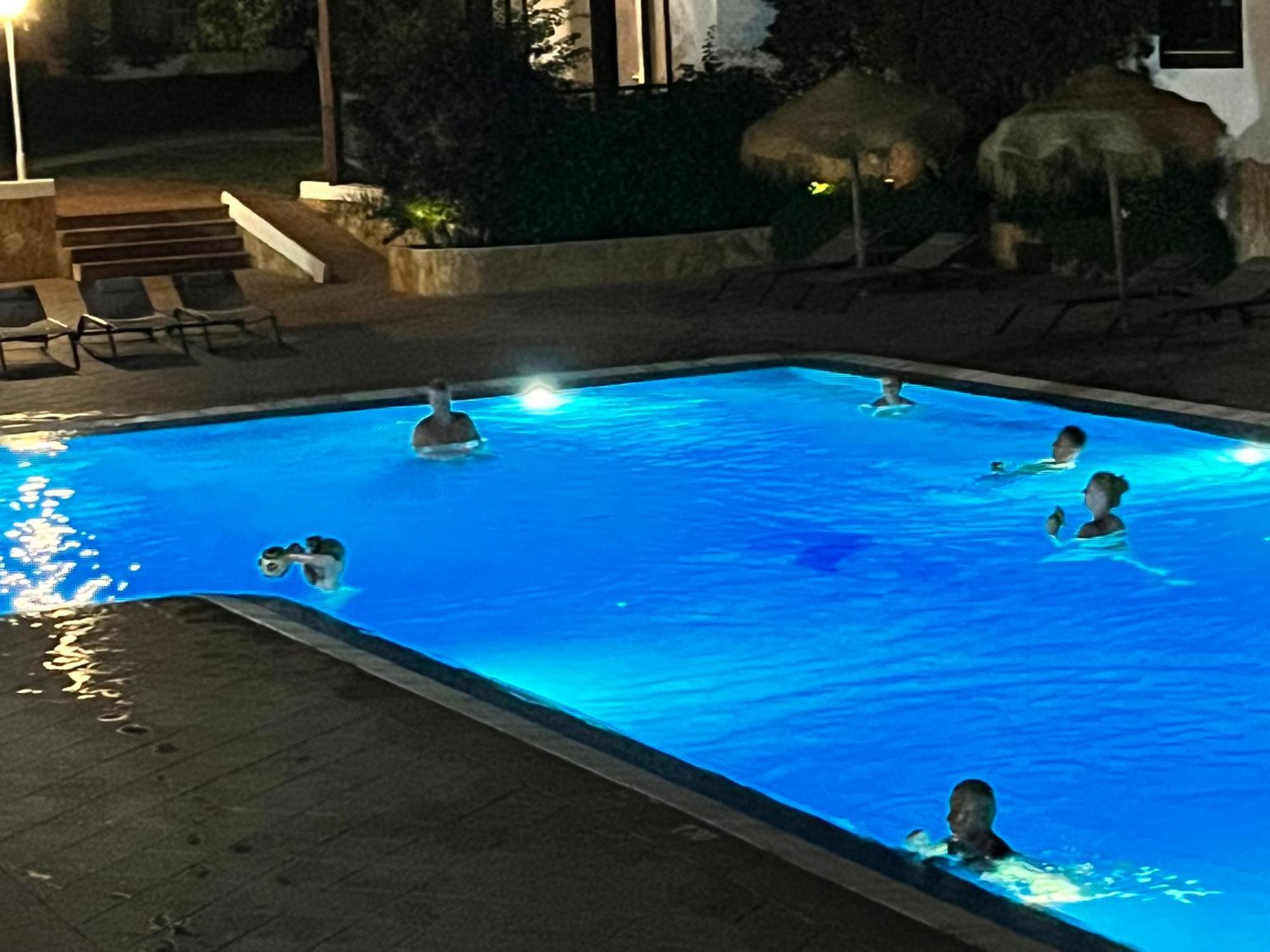 Nuramar Aparthotel Cala en Bosch Dış mekan fotoğraf