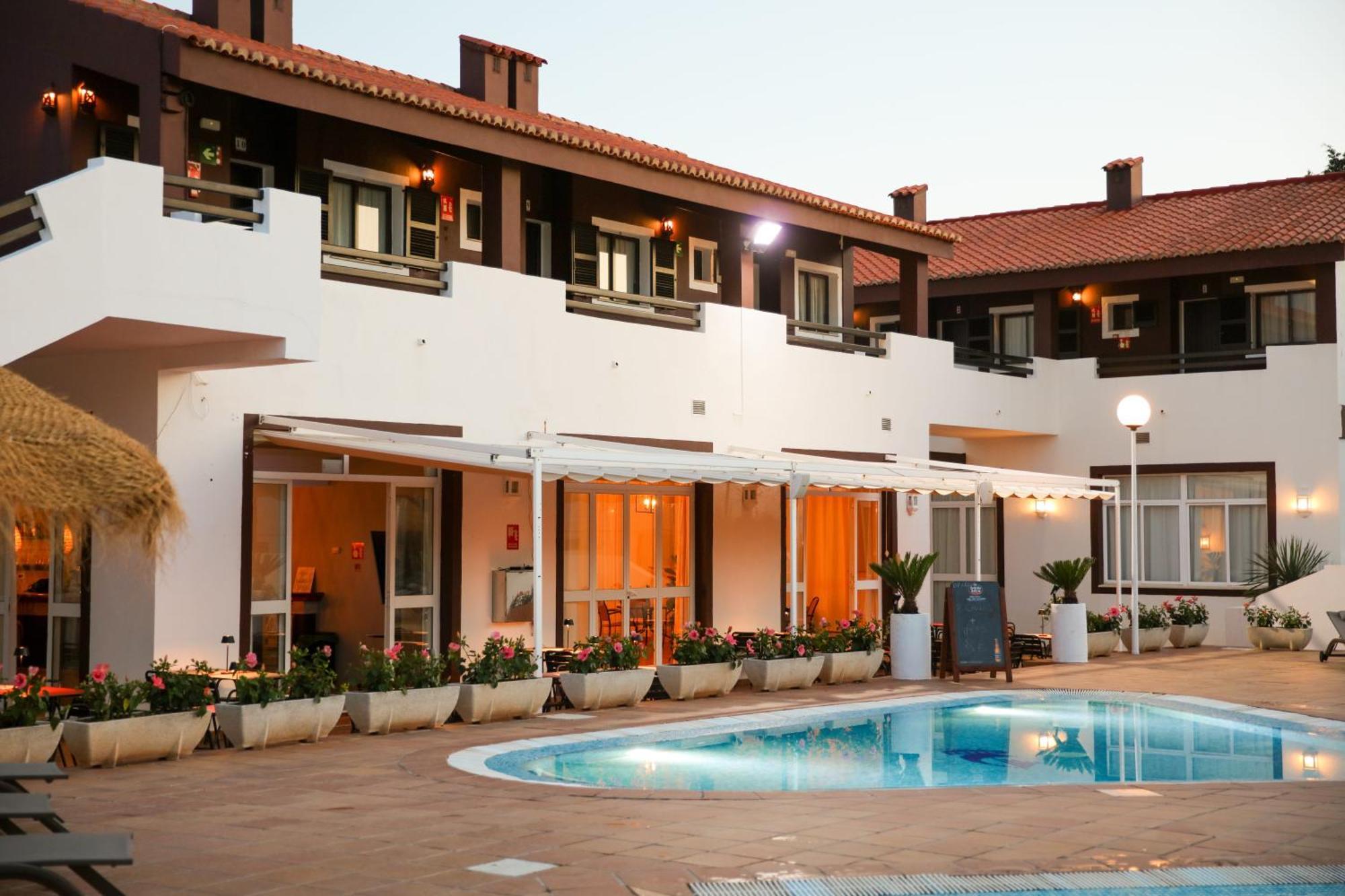 Nuramar Aparthotel Cala en Bosch Dış mekan fotoğraf