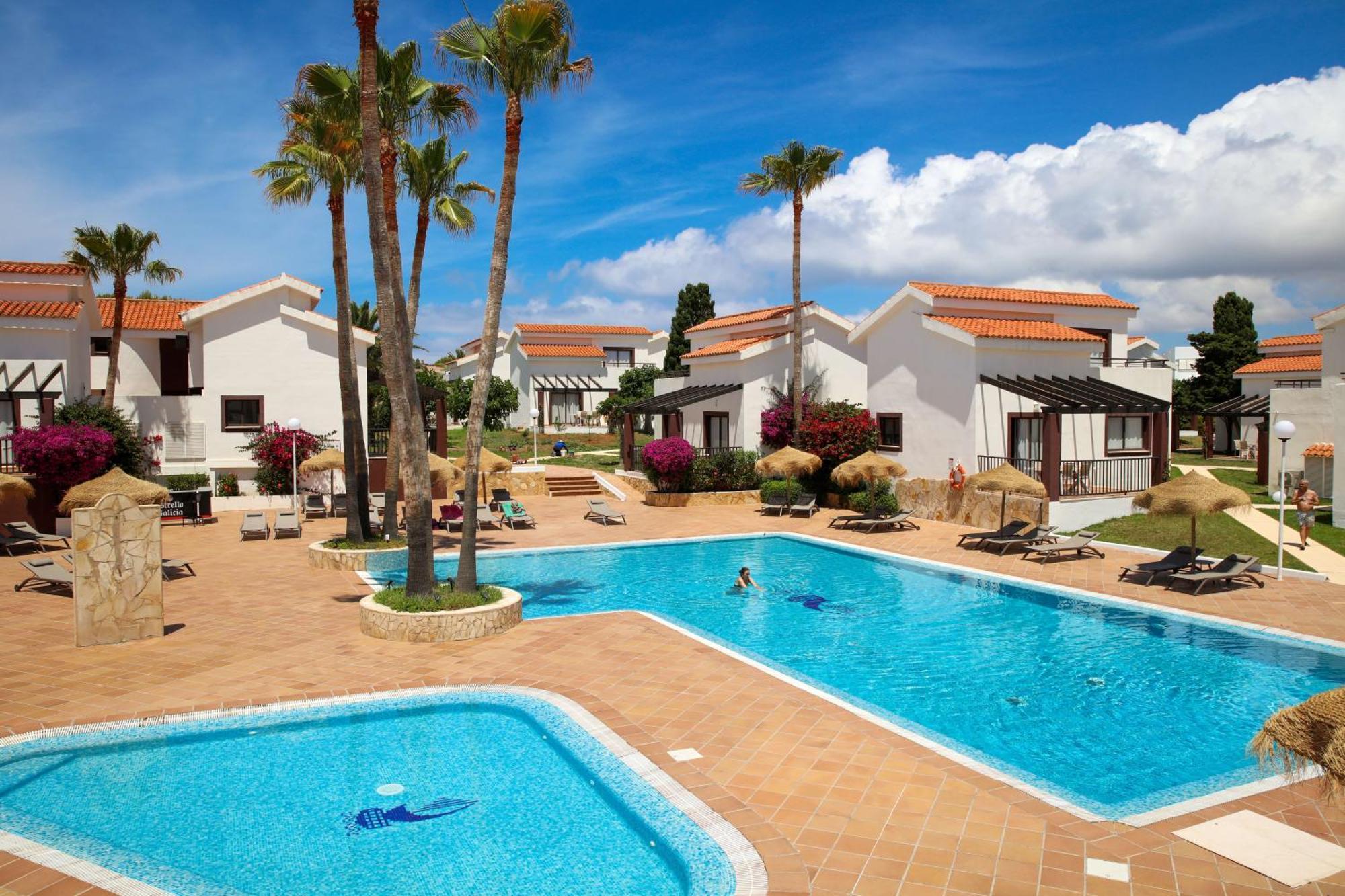 Nuramar Aparthotel Cala en Bosch Dış mekan fotoğraf