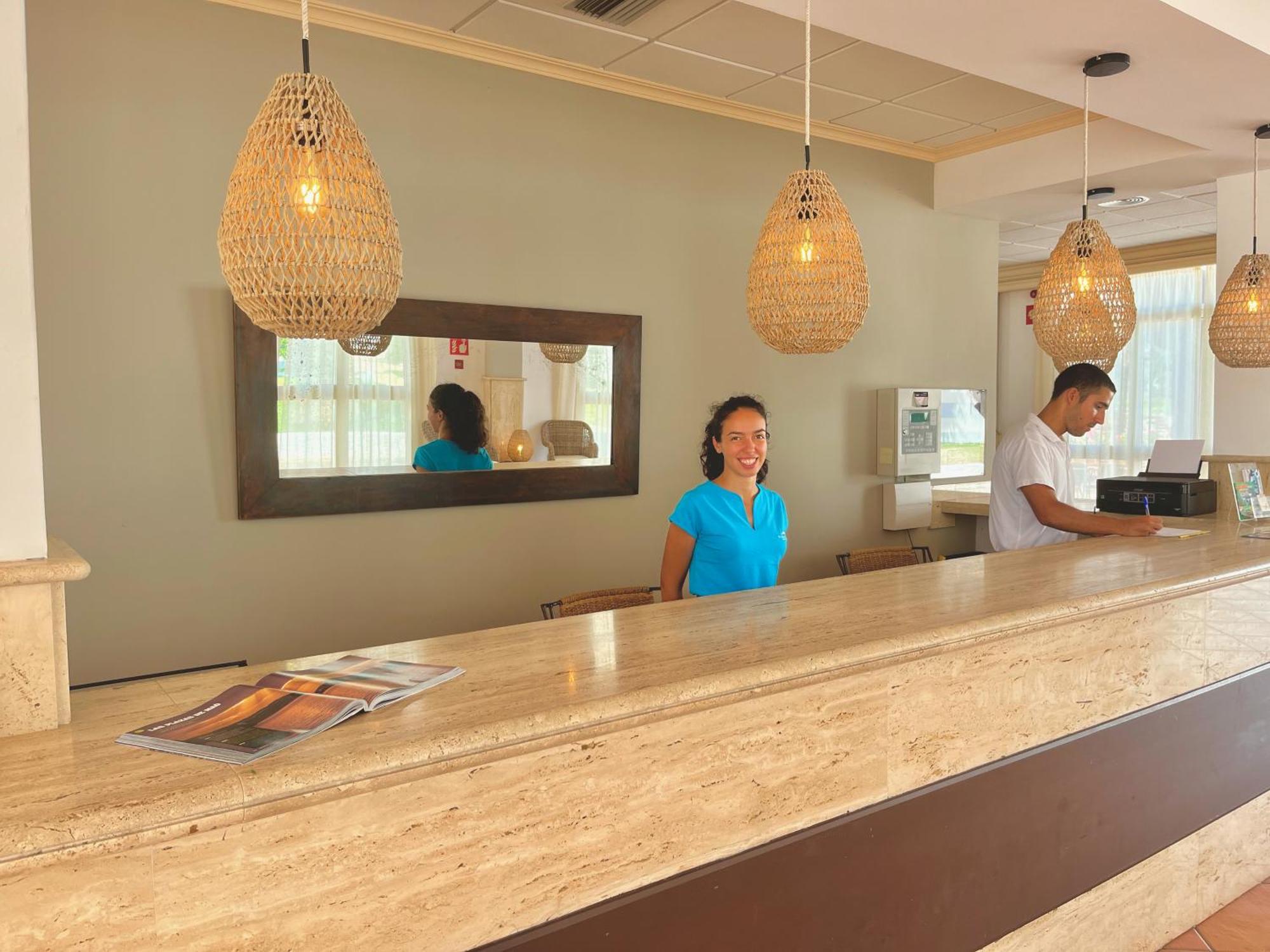 Nuramar Aparthotel Cala en Bosch Dış mekan fotoğraf